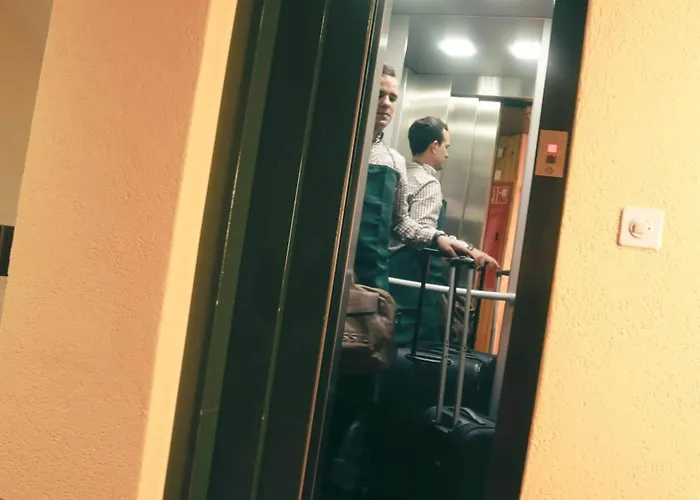 فندق Alpenblick-leukerbad-therme