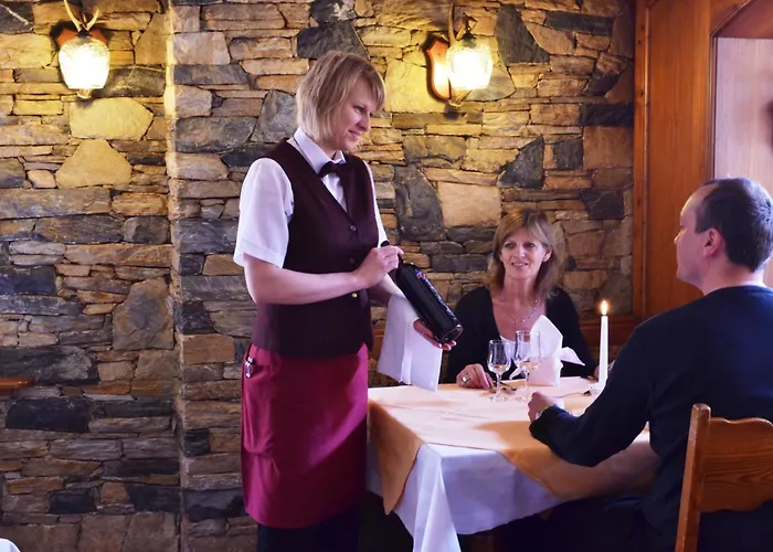 Alpenblick-leukerbad-therme 3*