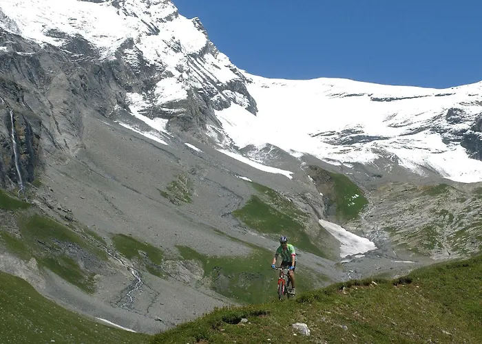 Alpenblick-leukerbad-therme Leukerbad