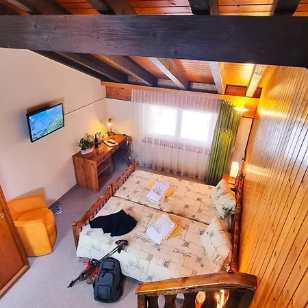 Alpenblick-leukerbad-therme Лойкербад